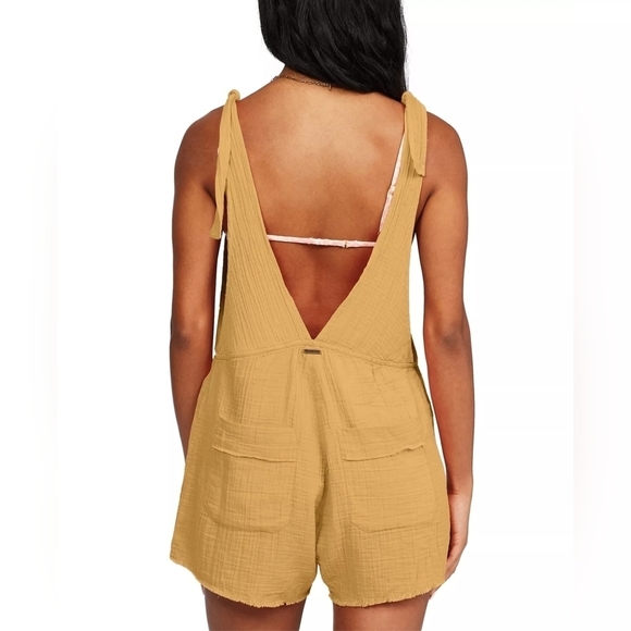 Billabong - NWT Girl On The Run Gauze Romper in Sunflower Yellow - Picture 3 of 6